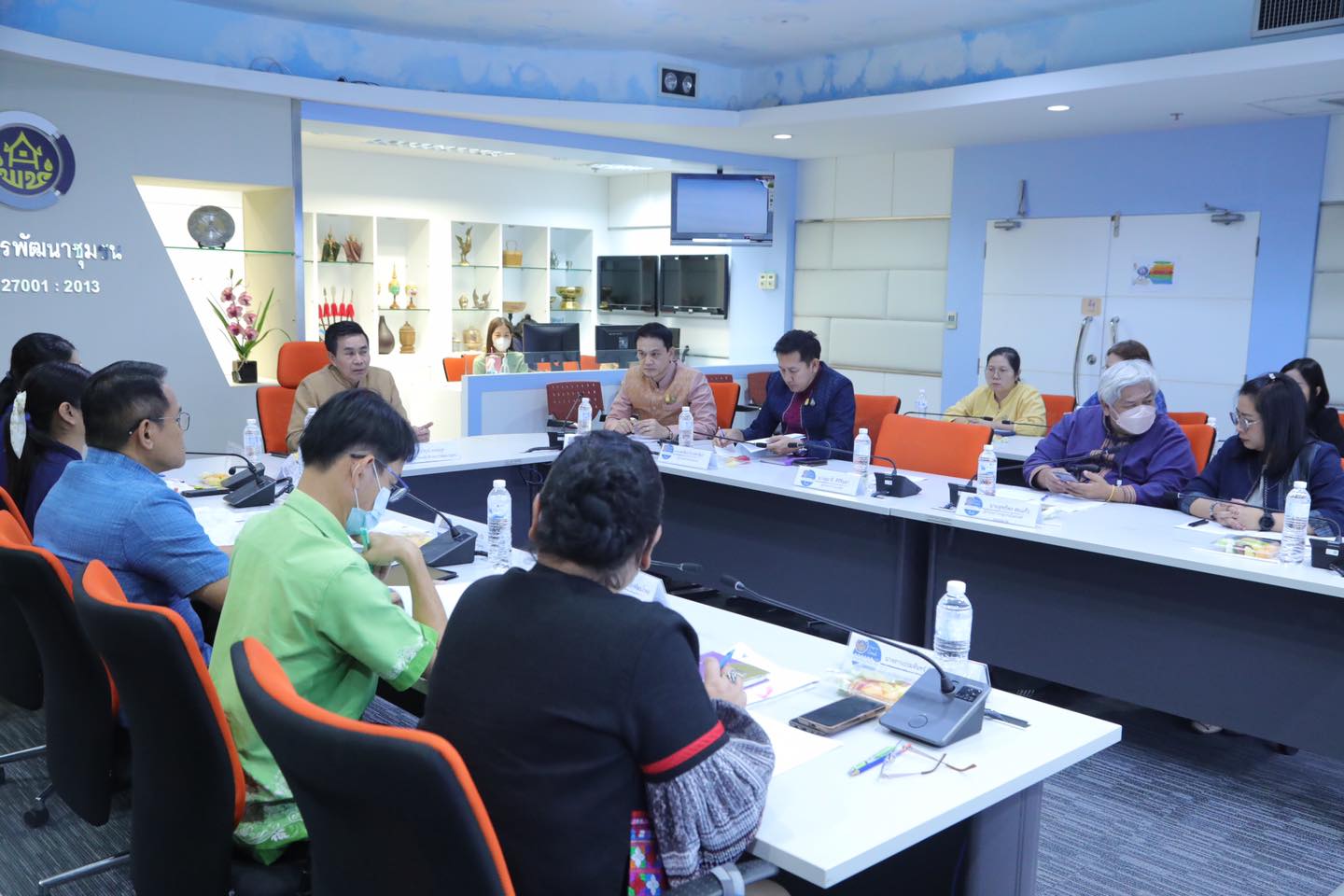 ประชุมคณะกรรมการอำนวยการและคณะทำงานขับเคลื่อนการพัฒนาศูนย์การเรียนรู้การพัฒนาคุณภาพชีวิตตามหลักทฤษฎีใหม่ ประยุกต์สู่ “โคก หนอง นา โมเดล” ครั้งที่ 1/2567