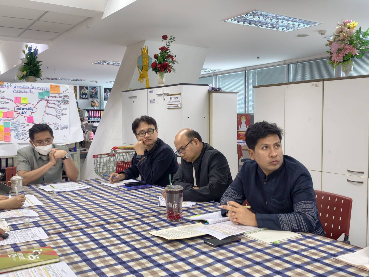 สสช. ประชุมทบทวนแนวทางการดำเนินงานเพื่อรองรับสถานการณ์สู้รบในภูมิภาคตะวันออกกลาง